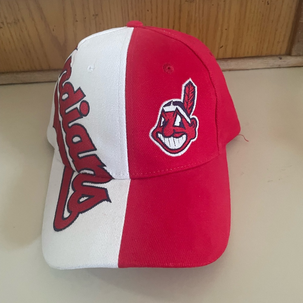 Vintage Cleveland Indians hat Red and White MLB Baseball Cap